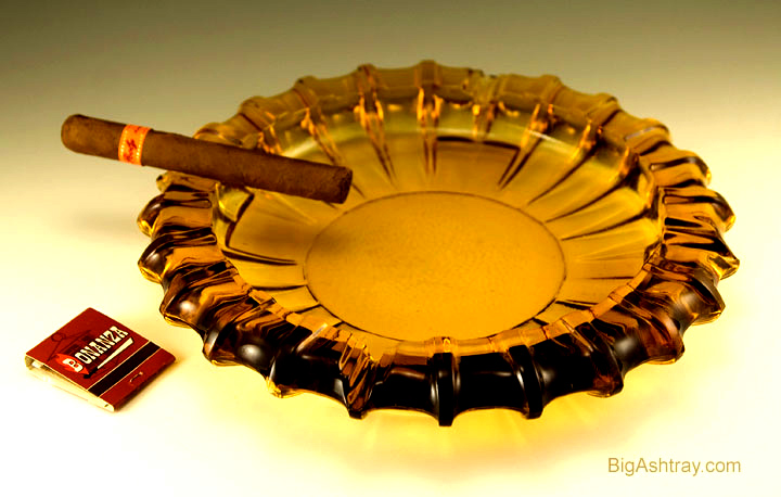 Big Glass Ashtray in Golden Amber by Fostoria Multi-Size Rests - Image 3