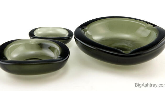 Beautiful Set of Mid-Century Modern Stacking Ashtrays
