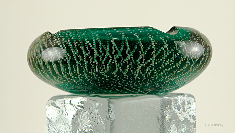 Beautiful Vintage Italian Art Glass Ashtray - Image 2