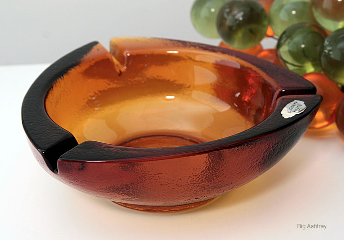 Blenko Art Glass cigar ashtray bowl with 1960s foil label