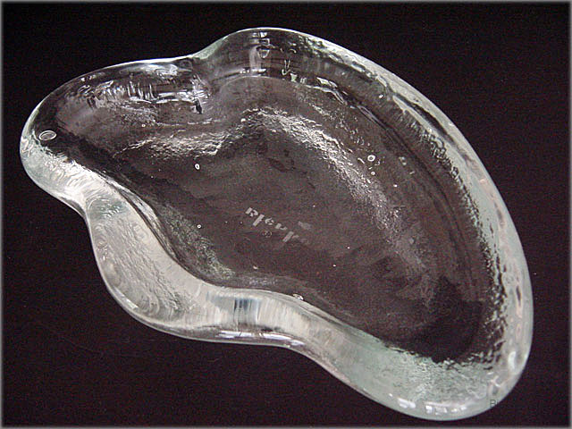Blenko Art Glass Clam Shell with 1959 Acid Etch Mark