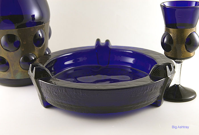 Blenko Oriental Cobalt Blue Massive Party Ashtray - Image 3