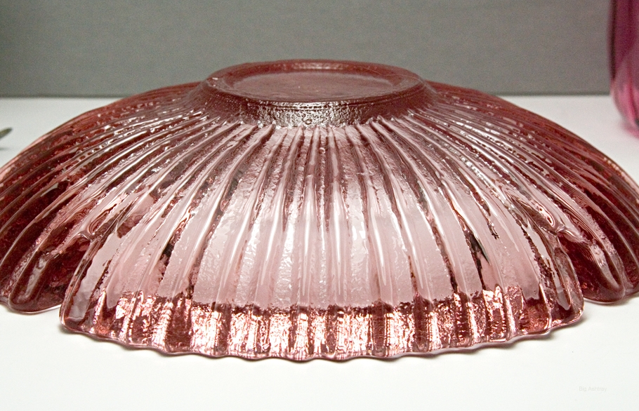 Rare Blenko Rose Art Glass Ashtray Large Deep Bowl - Image 2