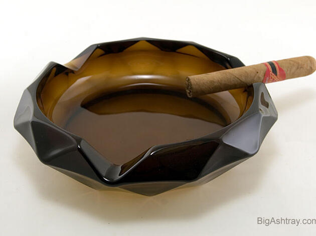 Chestnut Brown Diamond Cut Vintage Cigar Ashtray