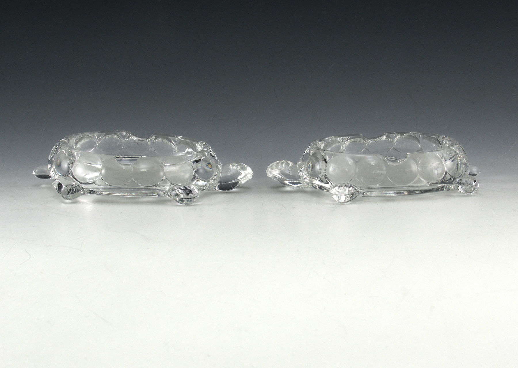 Pair of Vintage Crystal Turtle Ashtrays Personal Size - Image 4