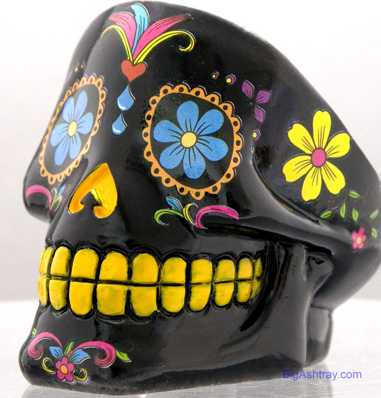 Day of the Dead Head Skull Ashtrays - Image 9
