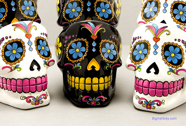 Day of the Dead Head Skull Ashtrays - Image 5
