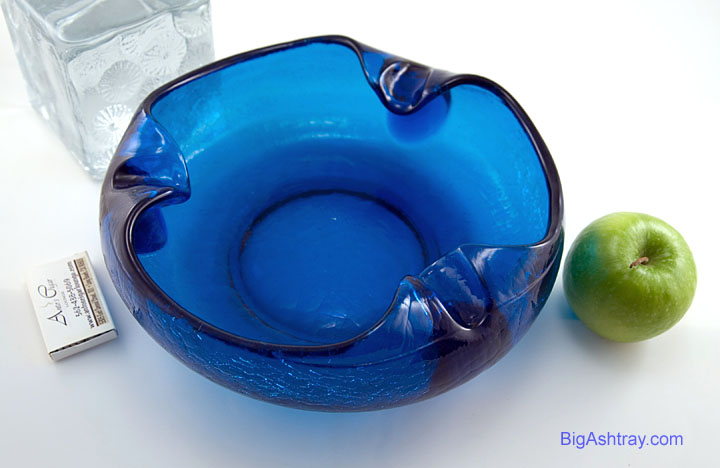 Cigar Bowl Ashtray in Bluenique Crackle Glass by Viking