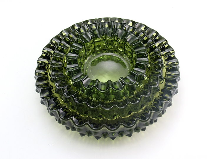 Garden Green Ashtray Set of 3 by Fenton Art Glass - Image 2