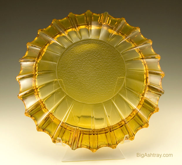Honey Amber Cigar Ashtray with Dual Size Rests - Image 3