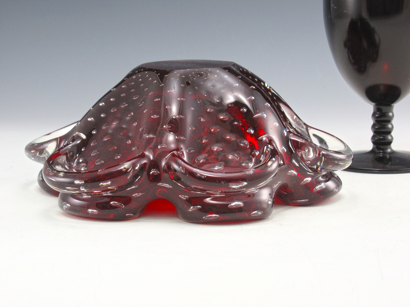 Vintage Cased Ruby Glass Ashtray with Trapped Bubbles Hand-Made - Image 8