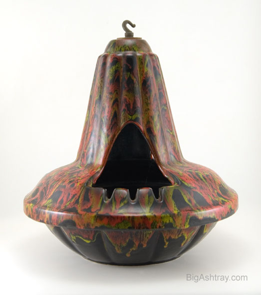 Hippie Era Studio Pottery Big Hanging Ashtray - Image 4