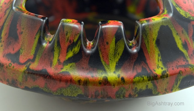Hippie Era Studio Pottery Big Hanging Ashtray - Image 3