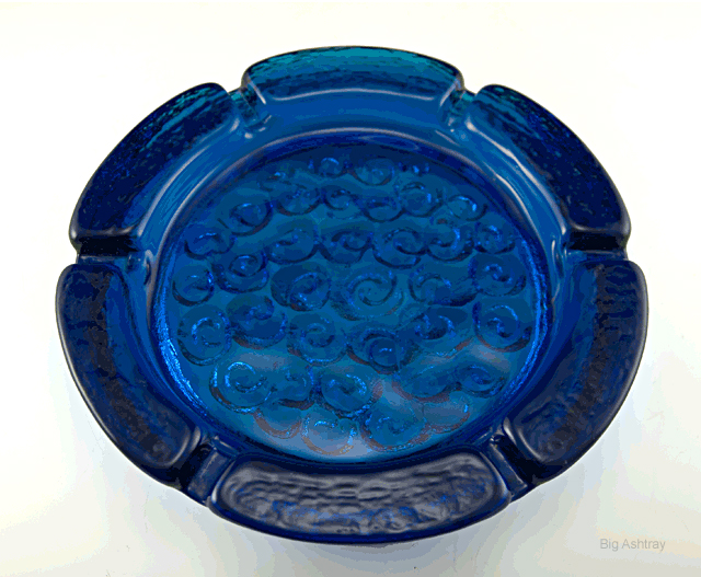 Huge 5 lb ashtray in Blenko's famous dark sapphire blue - Image 3