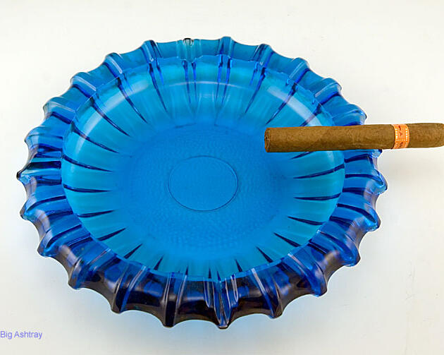 Big Blue Party Ashtray with Dual Cigarette and Cigar Rests