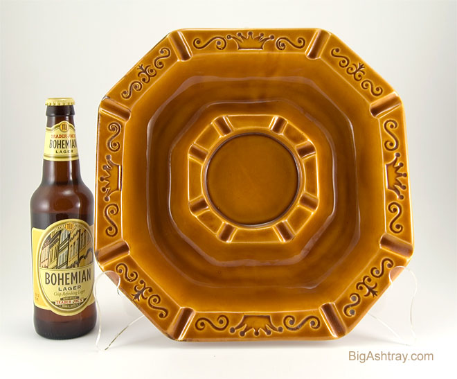 Big Party Table Leaf Ashtray - Image 6