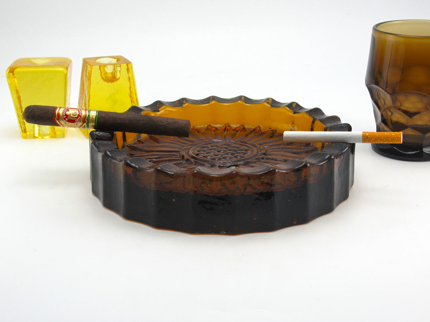 Large Retro Ashtray in Heavy Amber Glass - Image 2