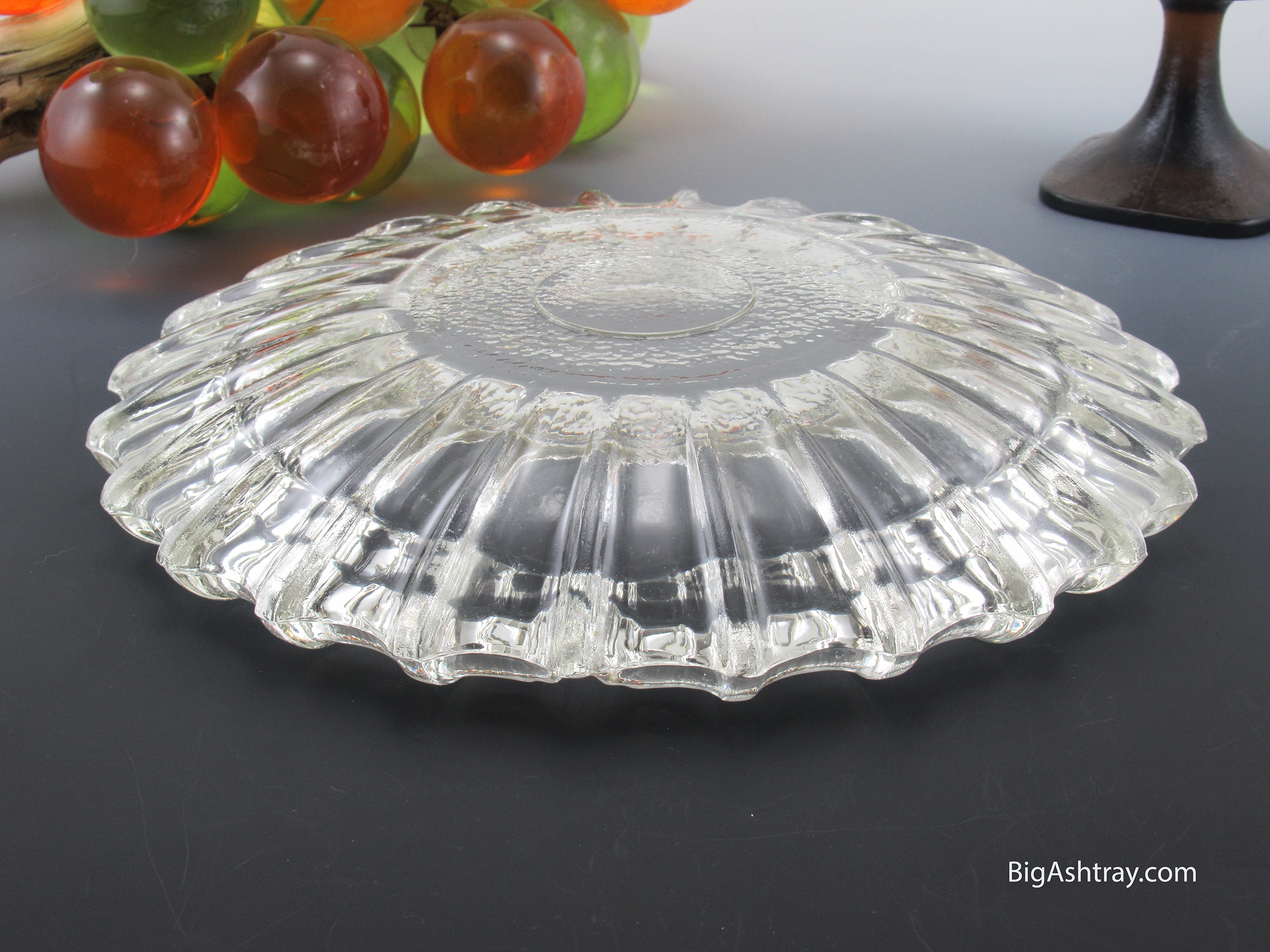 Big Glass Ashtray by Fostoria in Colorless Glass - Image 3