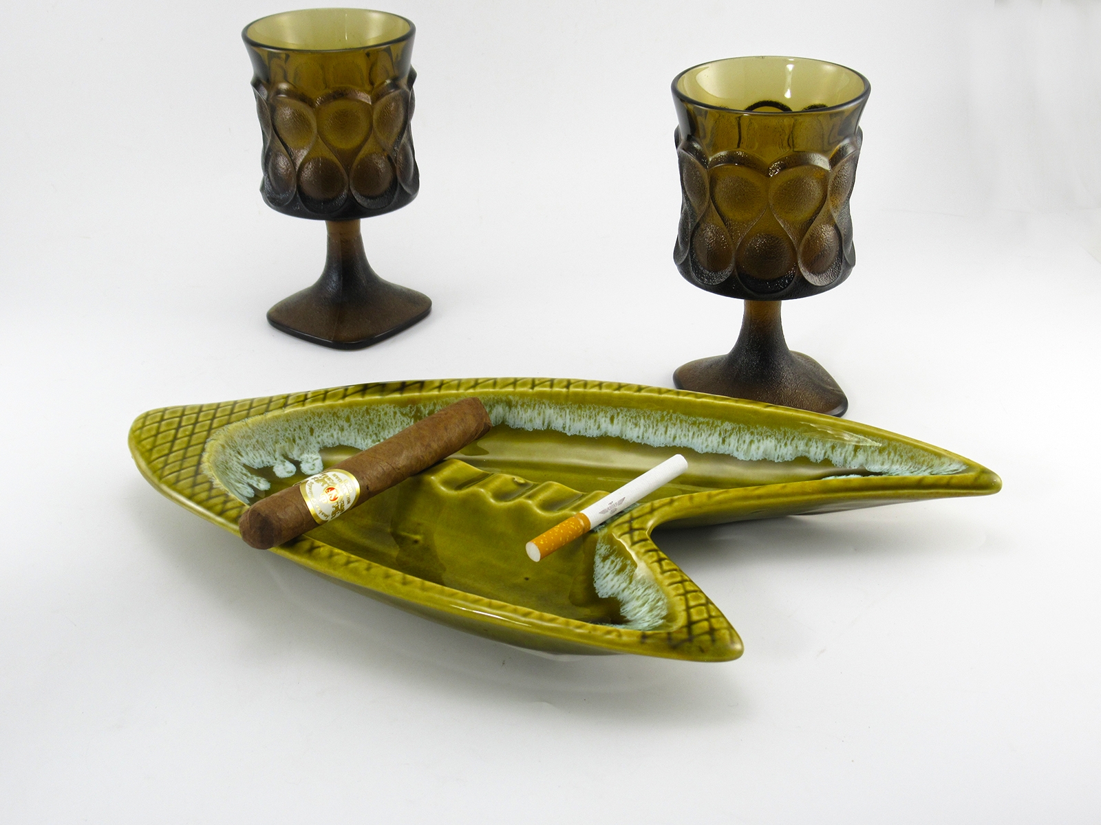 Mid-Century Modern Boomerang Ashtray Made in the U.S.A. - Image 2