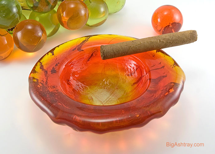 Mid-Century Lava Art Glass Ash Bowl - Image 2