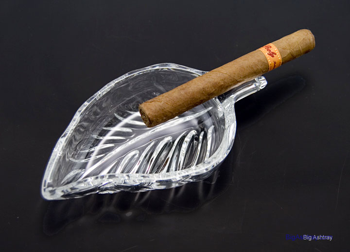 Modern Crystal Single Rest Cigar Leaf Ashtray