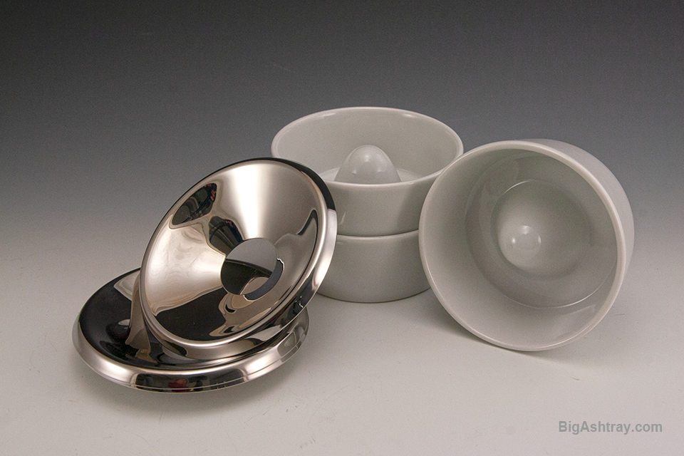 Modernist Ashtray Bauhaus Design Made in Germany - Image 4