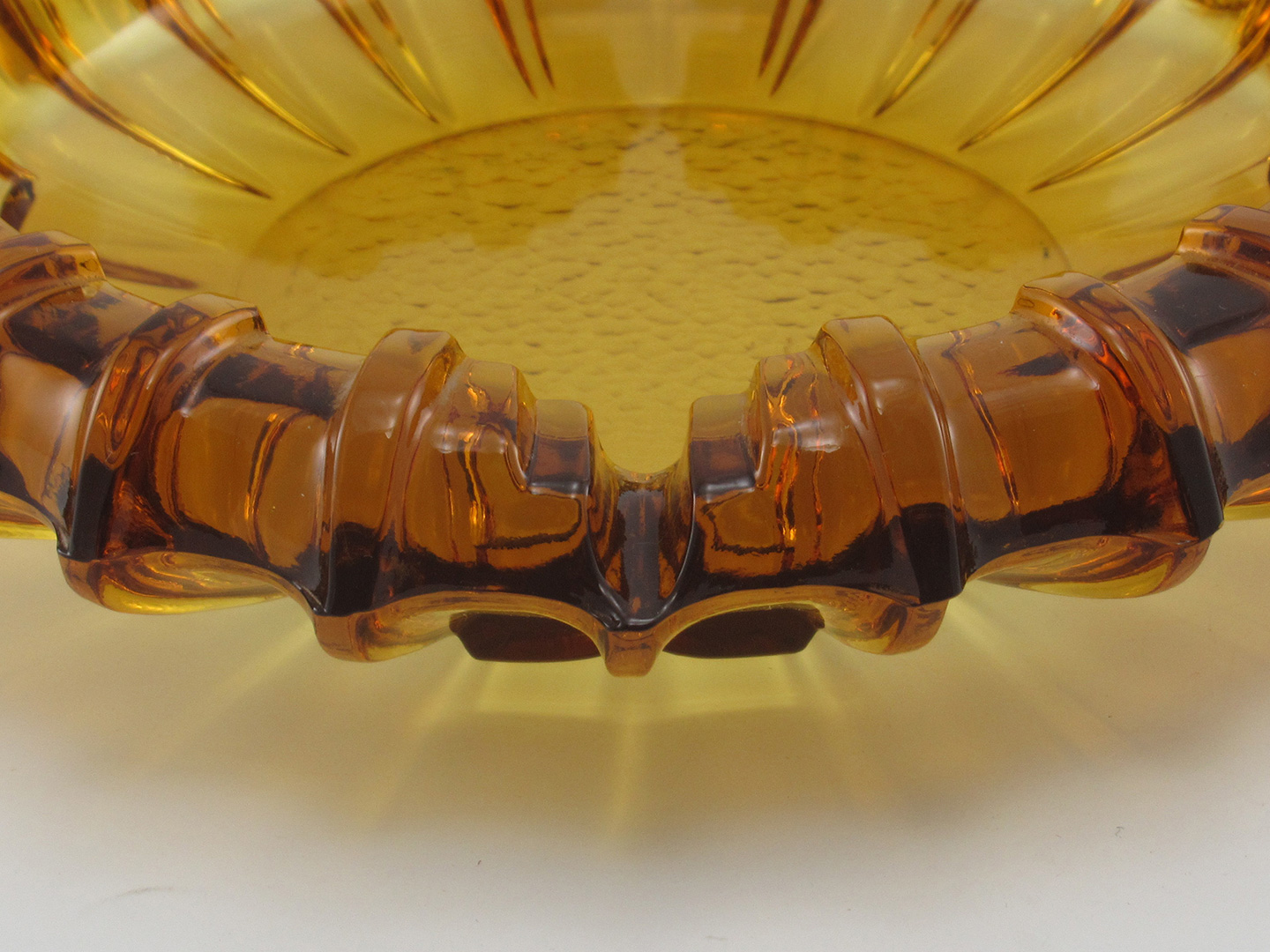 Elegant Vintage Glass Ashtray Set by Fostoria Stacking - Image 4