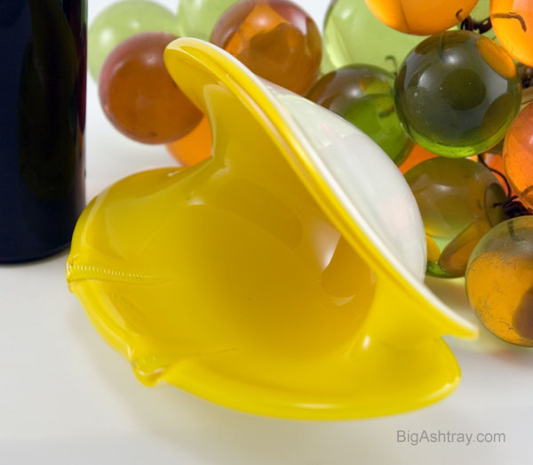 Murano Fratelli Toso Clamshell Ashtray Vase