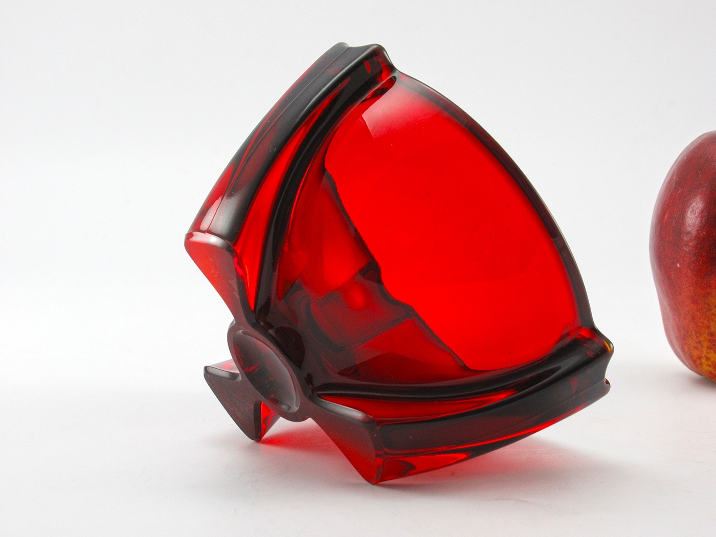 Art Deco Rocket Ashtray in Ruby Red by Duncan Miller 1933 - Image 3
