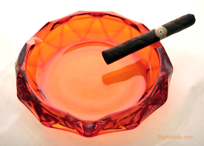 Persimmon Diamond Facet Cigar Ashtray Viking Art Glass - Image 3