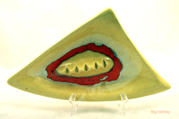 Atomic Triangle Mod Pottery Ashtray