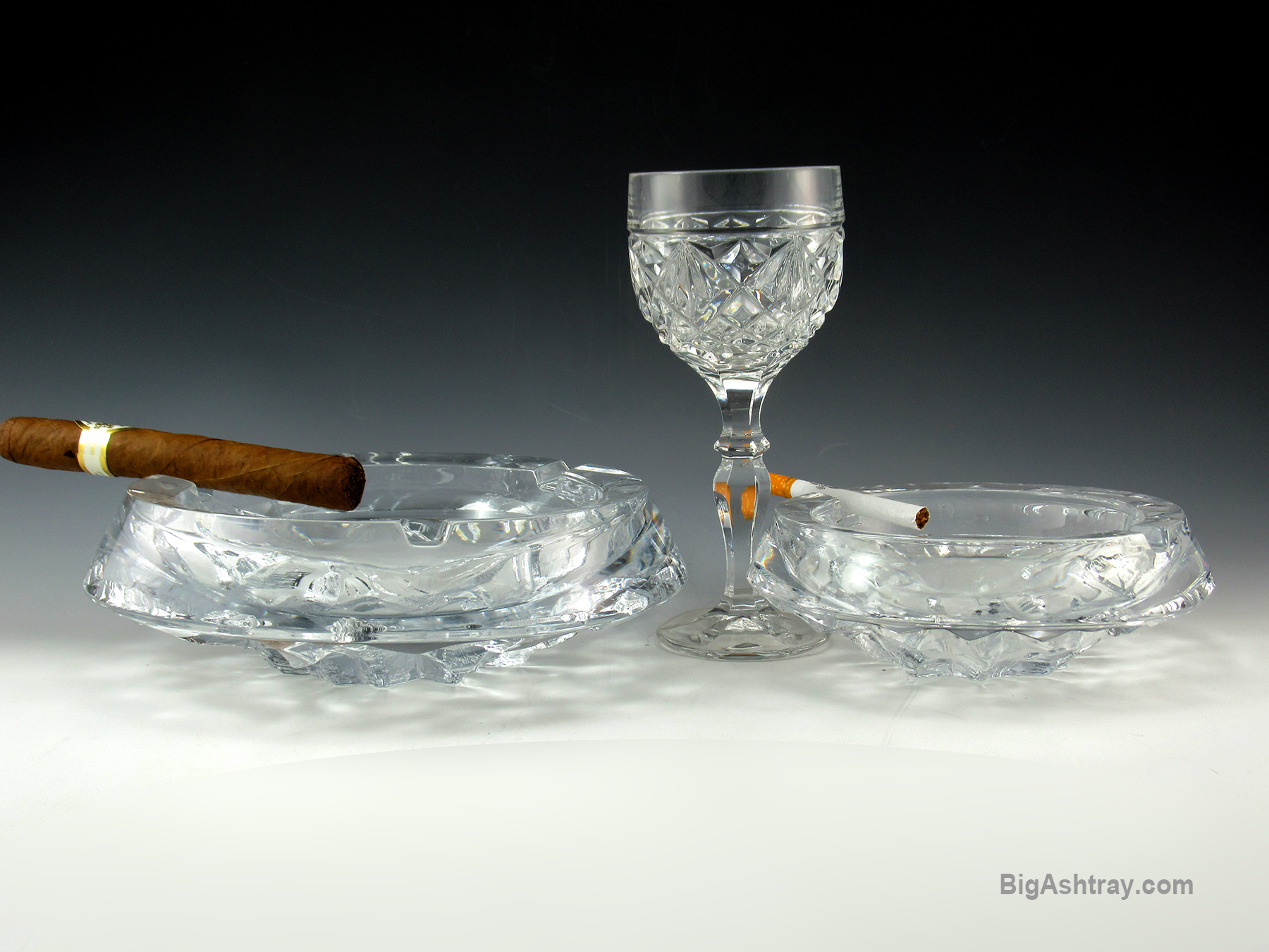 Big Pukeberg Glasbruk Swedish Ice Crystal Ashtrays Set of Two - Image 2