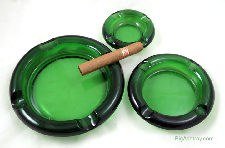 Rare Set of Three Viking Art Glass Stacking Ashtrays - Image 2