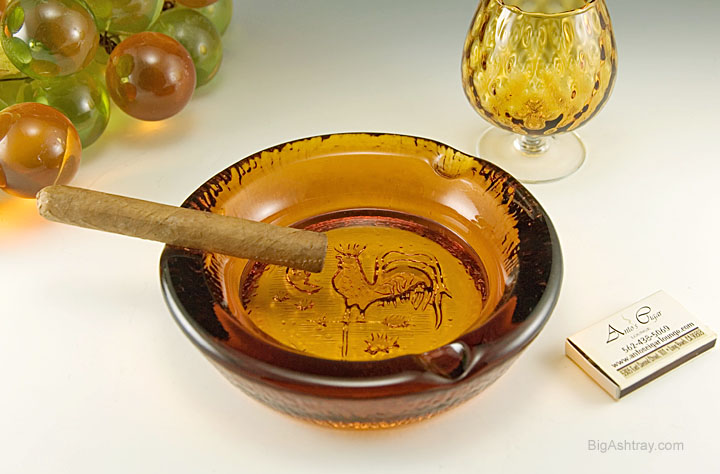 Rooster Weather Vane Vintage Amber Glass Ashtray - Image 2