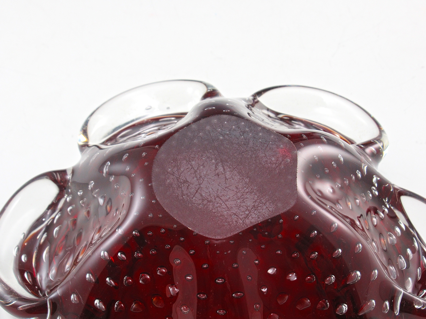 Vintage Cased Ruby Glass Ashtray with Trapped Bubbles Hand-Made - Image 4