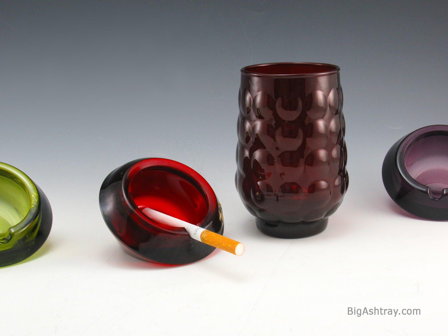 Atomic Era Ashtray Orb Set of 3 by Westmoreland Glass U.S.A. - Image 3