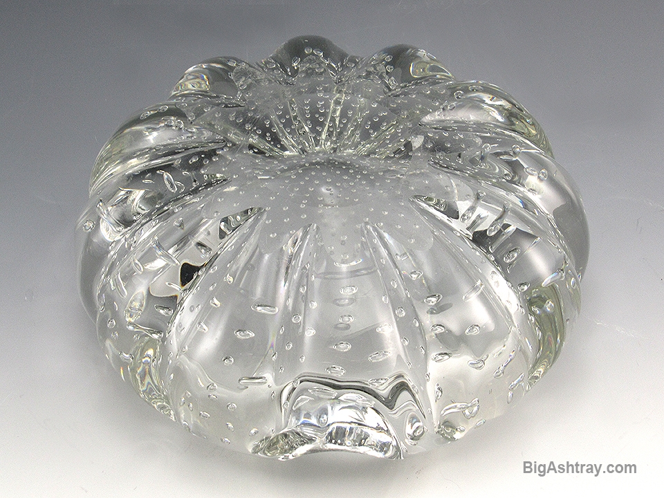 Luxury Blown Crystal Cigar Ashtray with Internal Bubbles - Image 3