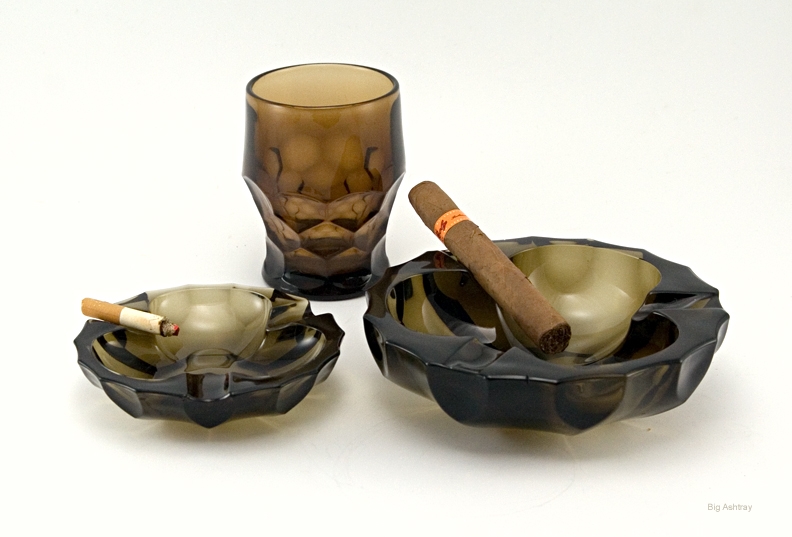 Quality Vintage Tiffin Crystal Ashtray Set by Tiffin USA - Image 6