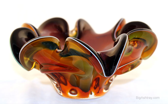 Triple Cased Italian Art Glass Ashtray Bowl - Image 2