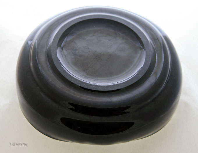 Viking Black Onyx Handmade Glass Cigar Ashtray - Image 2