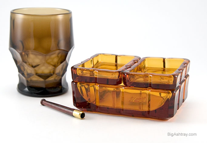 Vintage Art Glass Smoke Set with Viking Art Glass Sticker