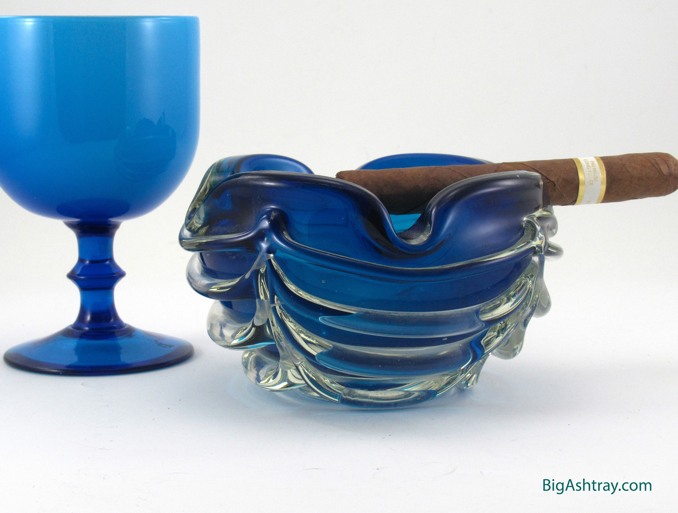 Vintage Art Glass Cigar Bowl Ashtray Handblown with Trailings