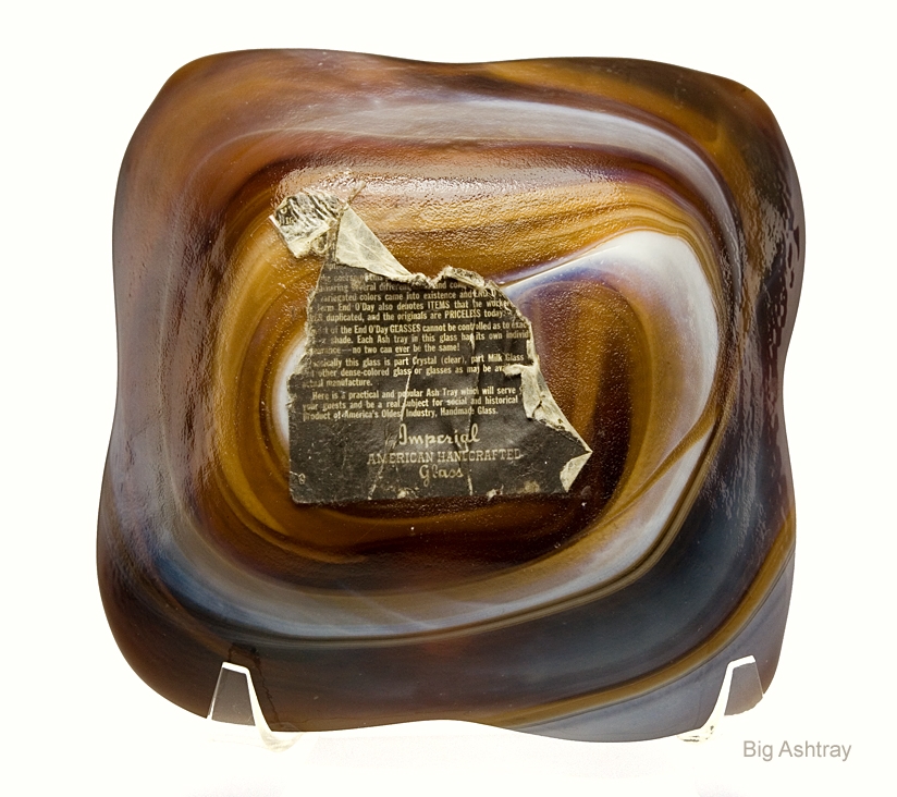 Vintage Slag Glass Cigar Ashtray in Fudge Swirl - Image 2