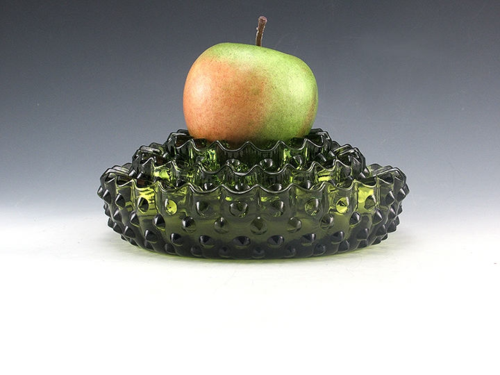 Garden Green Ashtray Set of 3 by Fenton Art Glass - Image 5