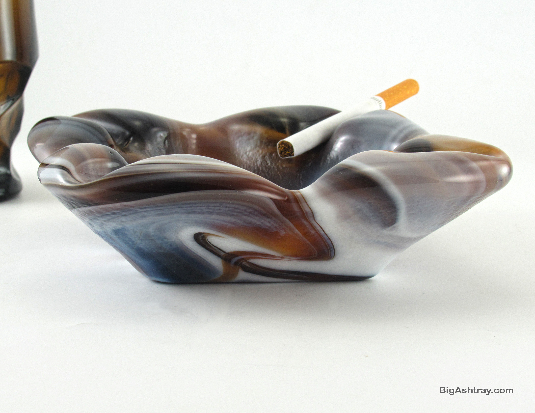 Imperial Slag Glass Ashtray in Root Beer Float Vintage USA - Image 2