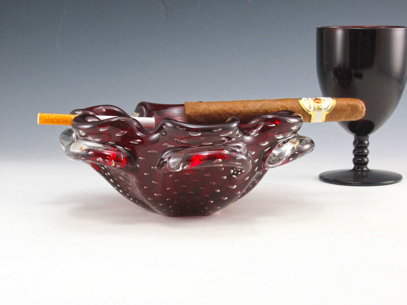 Vintage Cased Ruby Glass Ashtray with Trapped Bubbles Hand-Made - Image 2