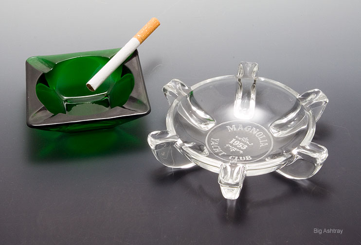 Magnolia Yacht Club 1953 Crystal Ashtray - Image 3