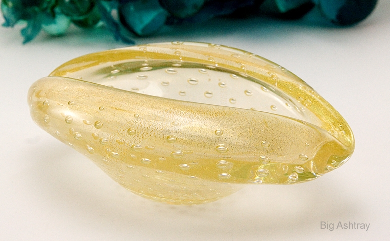 Mid-Century Modern Venetian Glass Gold Veil Ashtray